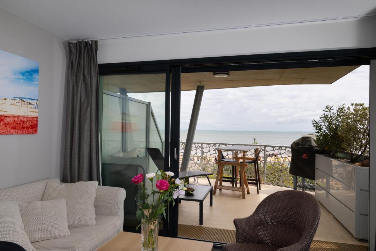 Appartamento Le Rêve, les pieds dans l'eau, face à l'Ile de Ré La Tranche-sur-Mer Esterno foto